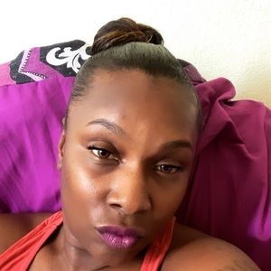 Meet your Posher, Donyelle